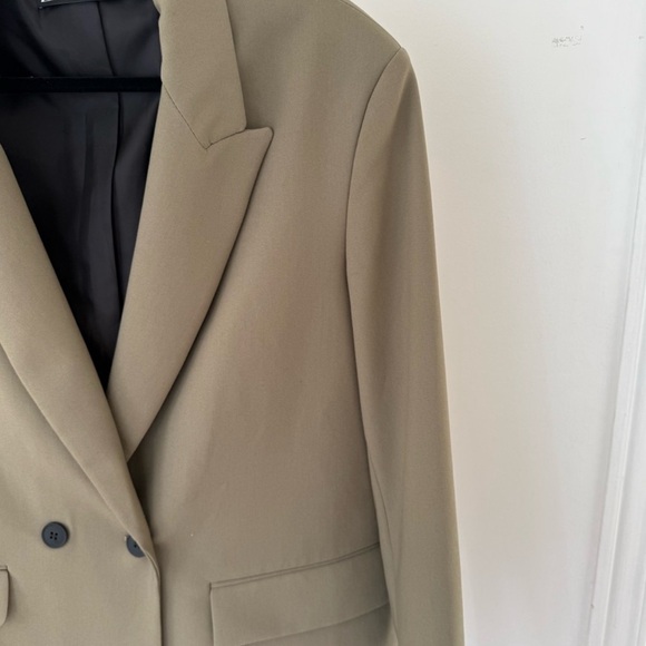 OVERSIZED DOUBLE BREASTED JACKET - Picture 4 of 7